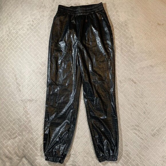 Missguided Womens 6 Pants Black Jogger Faux Leather Reptile Textured Pull On - Picture 1 of 10